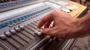 How Does a Mixing Console Work
