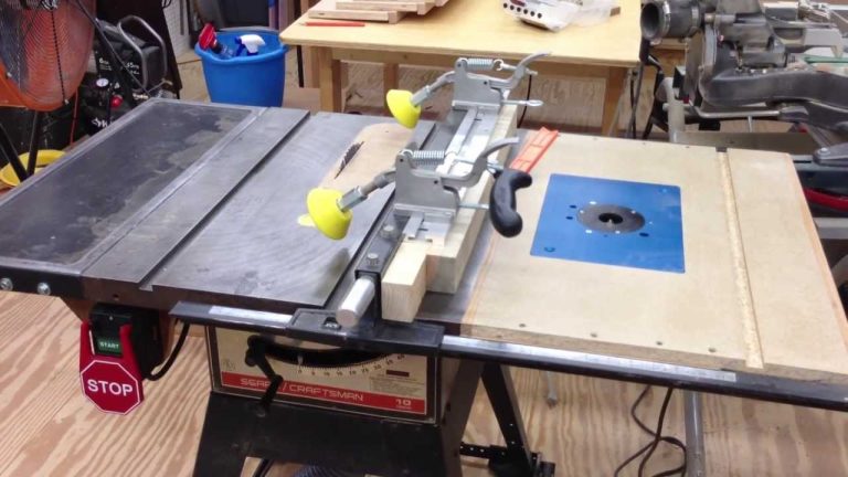 How to Adjust a Craftsman Table Saw Fence