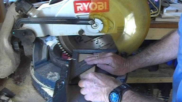 How to Adjust Ryobi Miter Saw